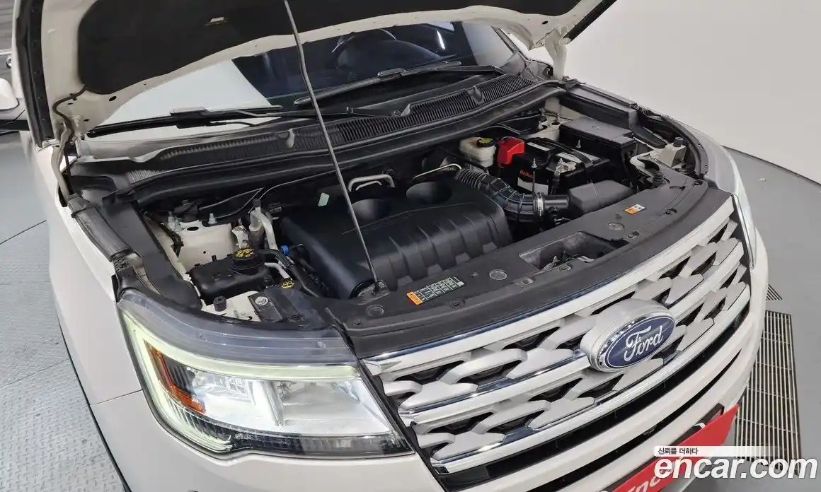 Ford Explorer 2018 2.3 гидро в Москве № 170970, фото 6