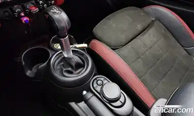 Mini Cooper Convertible 2018 2.0 гидро в Москве № 171295, миниатюра 9