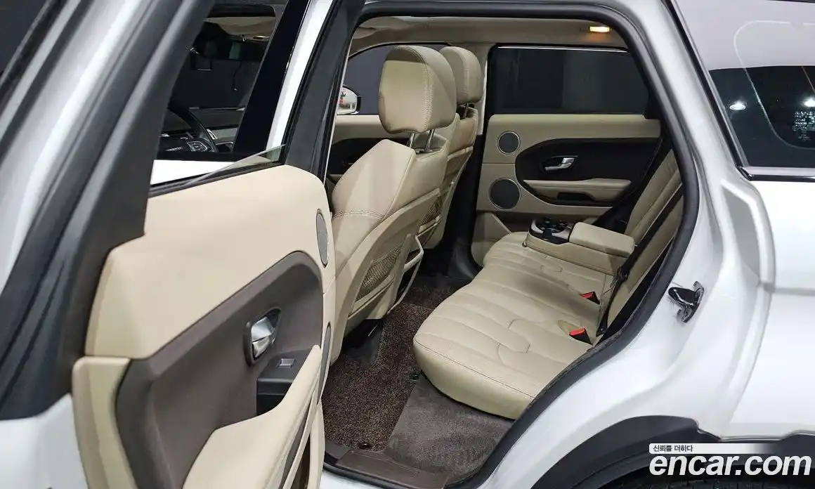 Land Rover Range-Rover Evoque 2015 2.2 гидро в Москве № 188923, фото 19