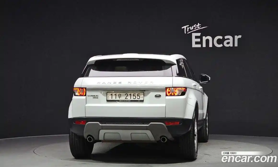 Land Rover Range-Rover Evoque 2015 2.2 гидро в Москве № 188923, фото 4