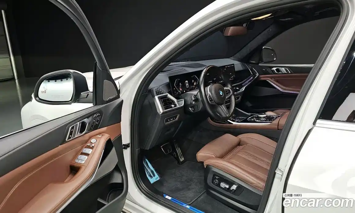 BMW X7 2023 3.0 гидро в Москве № 189079, фото 11