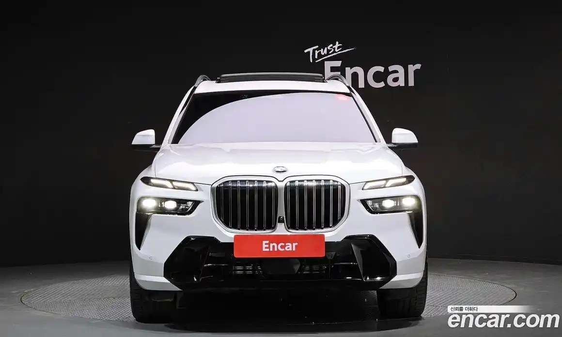 BMW X7 2023 3.0 гидро в Москве № 189079, фото 3