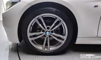 BMW 3-Series 2018 2.0 гидро в Москве № 192994, миниатюра 5
