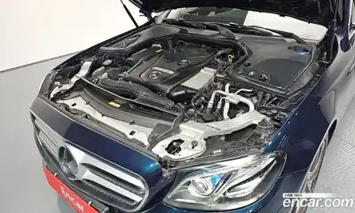 Mercedes-Benz E-Class 2018 2.0 гидро в Москве № 195555, миниатюра 6
