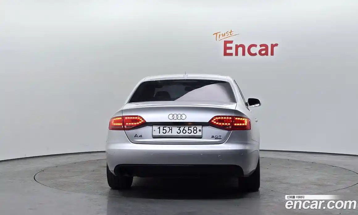 Audi A4 2011 2.0 гидро в Москве № 196483, фото 4