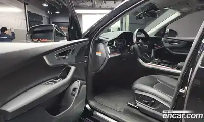 Audi Q7 2021 3.0 гидро в Москве № 196584, миниатюра 10