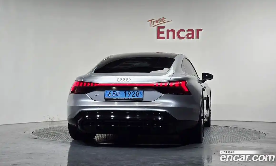 Audi e-tron GT 2021 0.1 гидро в Москве № 196634, фото 4