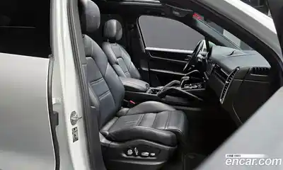 Porsche Cayenne 2019 3.0 гидро в Москве № 197577, миниатюра 10