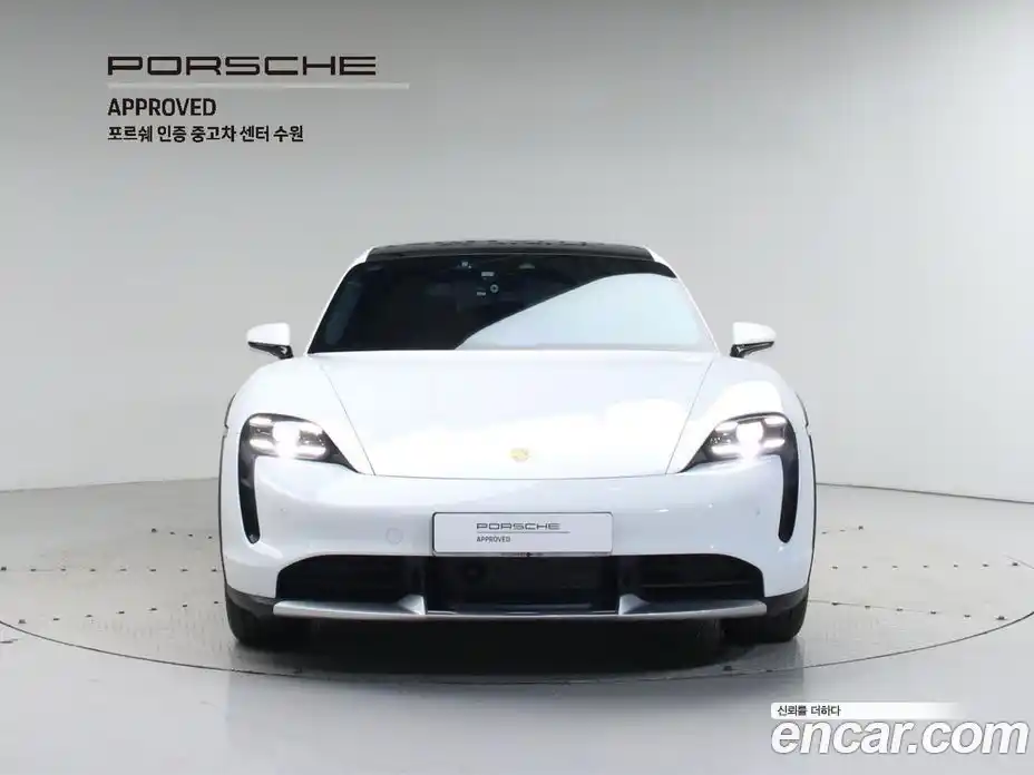 Porsche Taycan 2024 0.1 гидро в Москве № 197841, фото 3