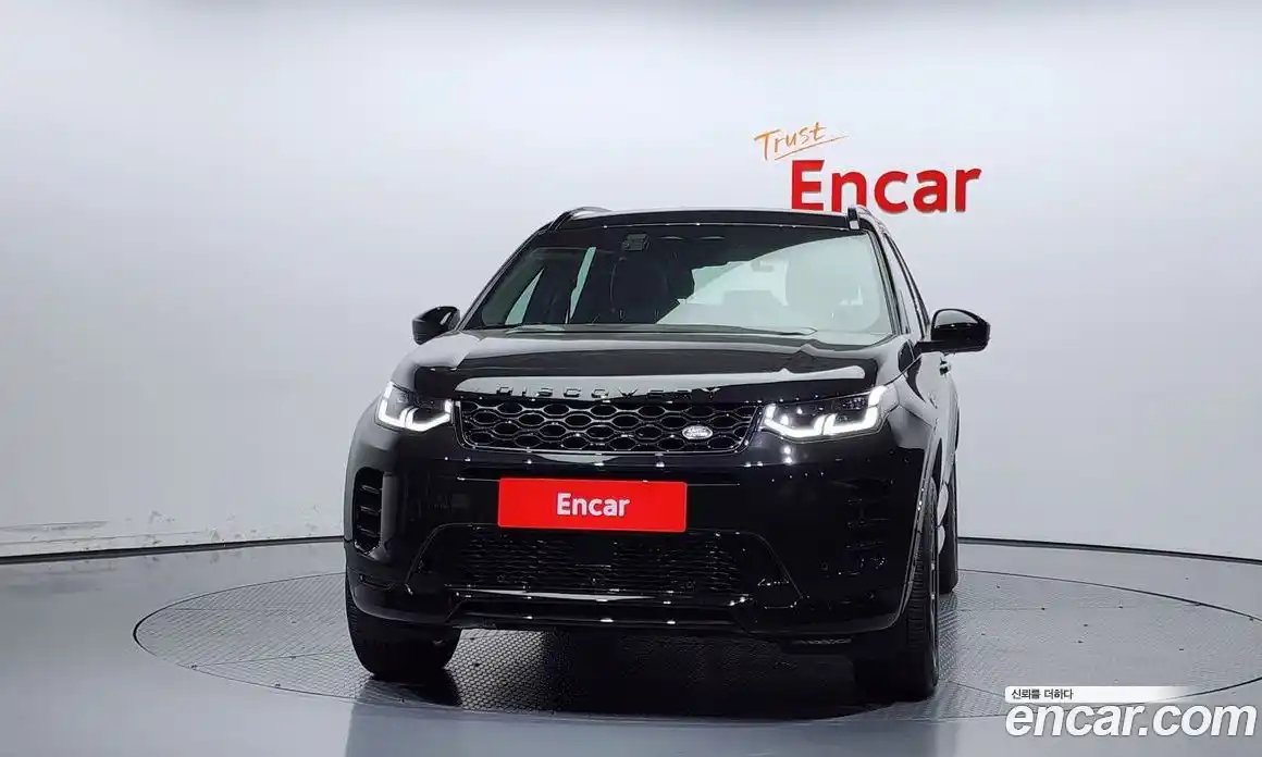 Land Rover Discovery Sport 2024 2.0 гидро в Москве № 198049, фото 3
