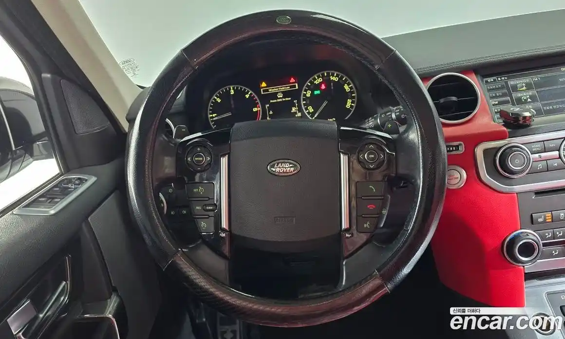 Land Rover Discovery 2015 3.0 гидро в Москве № 198148, фото 13