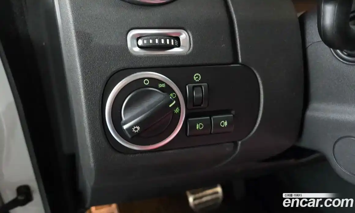 Land Rover Discovery 2015 3.0 гидро в Москве № 198148, фото 16
