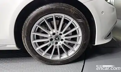 Mercedes-Benz E-Class 2023 2.0 гидро, миниатюра 5