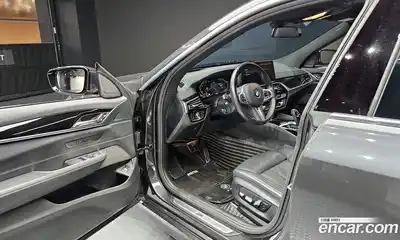BMW 6-Series 2022 3.0 Автомат в Москве № 211431, миниатюра 11