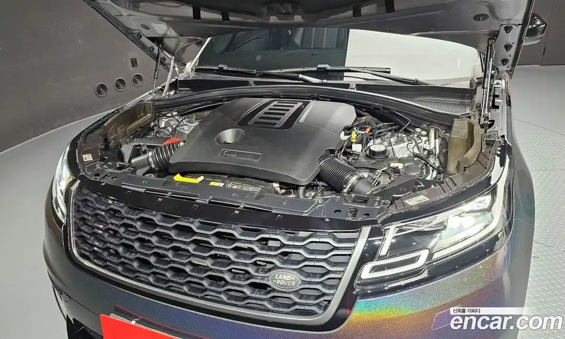 Land Rover Range-Rover Velar 2021 3.0 гидро в Москве № 213399, фото 6