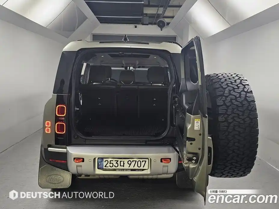 Land Rover Defender 2020 2.0 гидро в Москве № 213480, фото 20