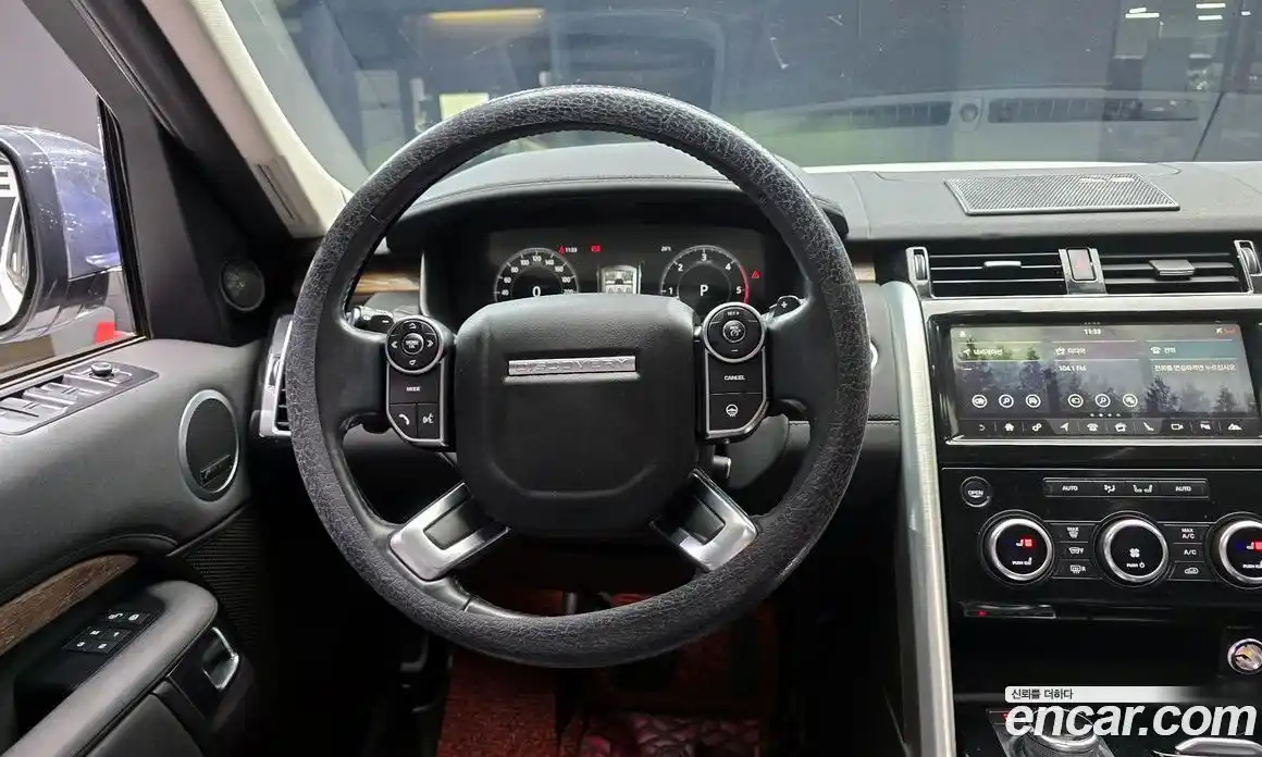 Land Rover Discovery 2018 3.0 гидро в Москве № 213551, фото 13