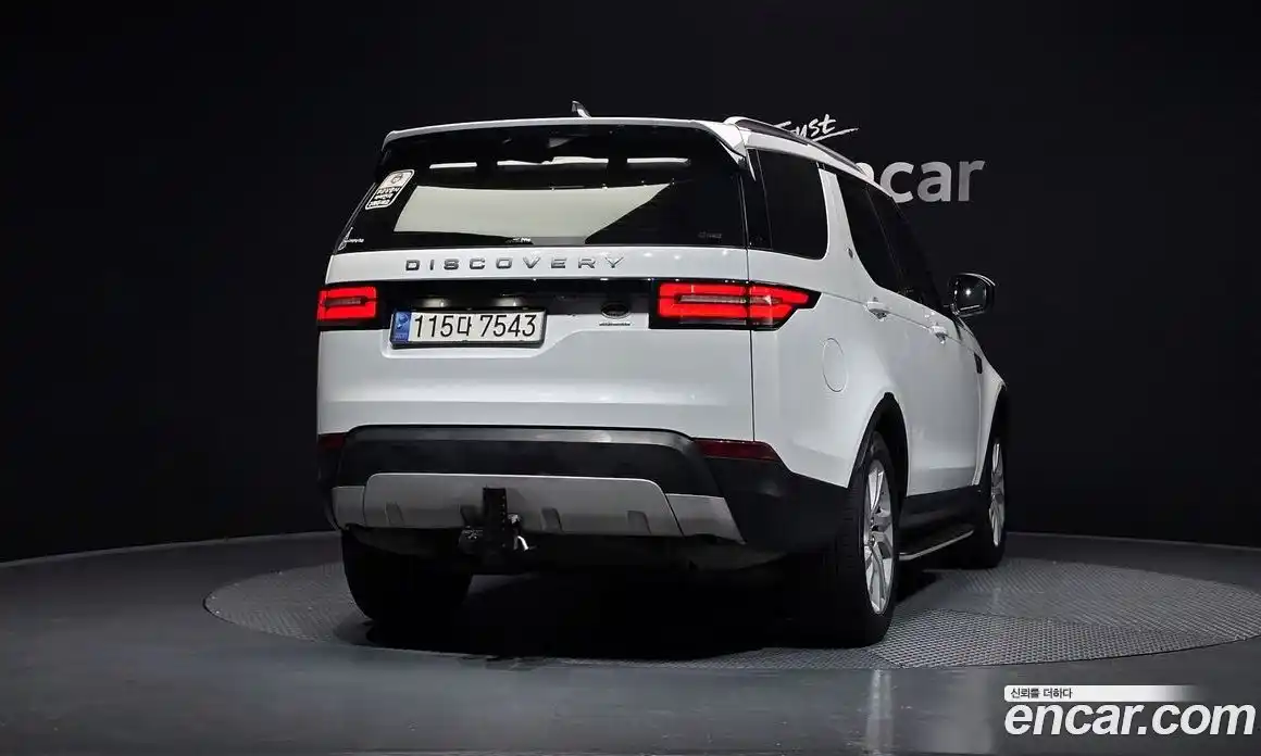 Land Rover Discovery 2018 3.0 гидро в Москве № 213551, фото 4