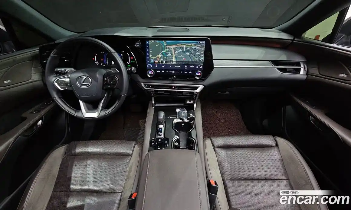 Lexus RX 2023 2.5 гидро в Москве № 214650, фото 7