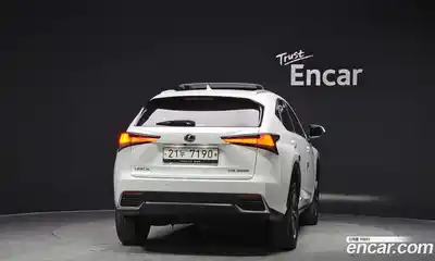 Lexus NX 2018 2.5 гидро в Москве № 214705, миниатюра 4