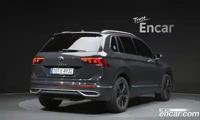 Volkswagen Tiguan 2021 2.0 гидро в Москве № 214962, миниатюра 2