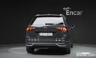 Volkswagen Tiguan 2021 2.0 гидро в Москве № 214962, миниатюра 4