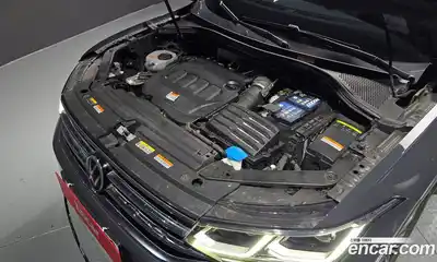 Volkswagen Tiguan 2021 2.0 гидро в Москве № 214962, миниатюра 6