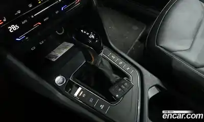 Volkswagen Tiguan 2021 2.0 гидро в Москве № 214962, миниатюра 9