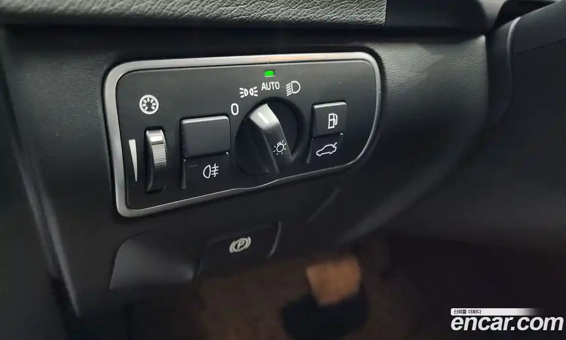 Volvo V60 2016 2.0 гидро в Москве № 218052, фото 17