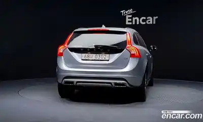 Volvo V60 2016 2.0 гидро в Москве № 218052, миниатюра 4