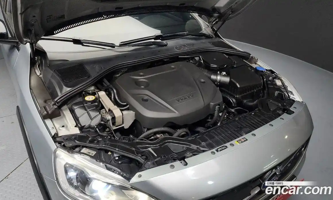 Volvo V60 2016 2.0 гидро в Москве № 218052, фото 6