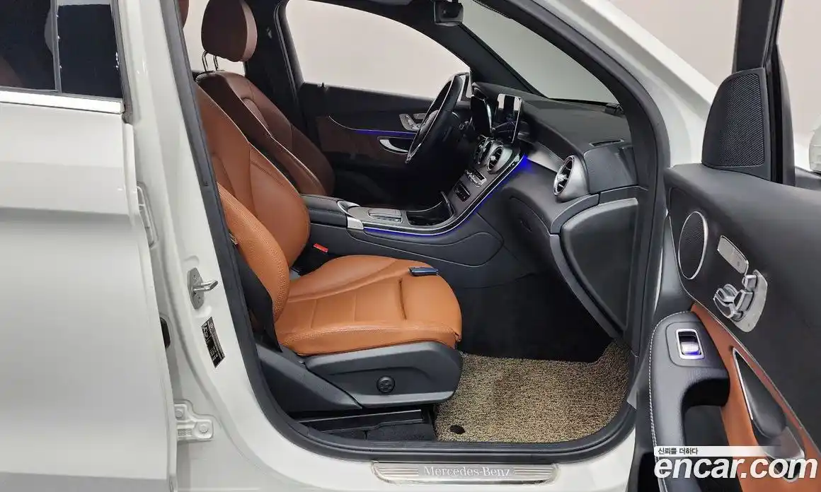 Mercedes-Benz GLC-Class 2021 2.0 гидро в Москве № 224911, фото 11