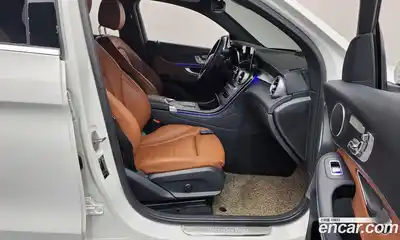 Mercedes-Benz GLC-Class 2021 2.0 гидро в Москве № 224911, миниатюра 11