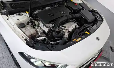 Mercedes-Benz A-Class 2022 2.0 гидро в Москве № 229414, миниатюра 6