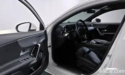 Mercedes-Benz A-Class 2022 2.0 гидро в Москве № 229414, миниатюра 10