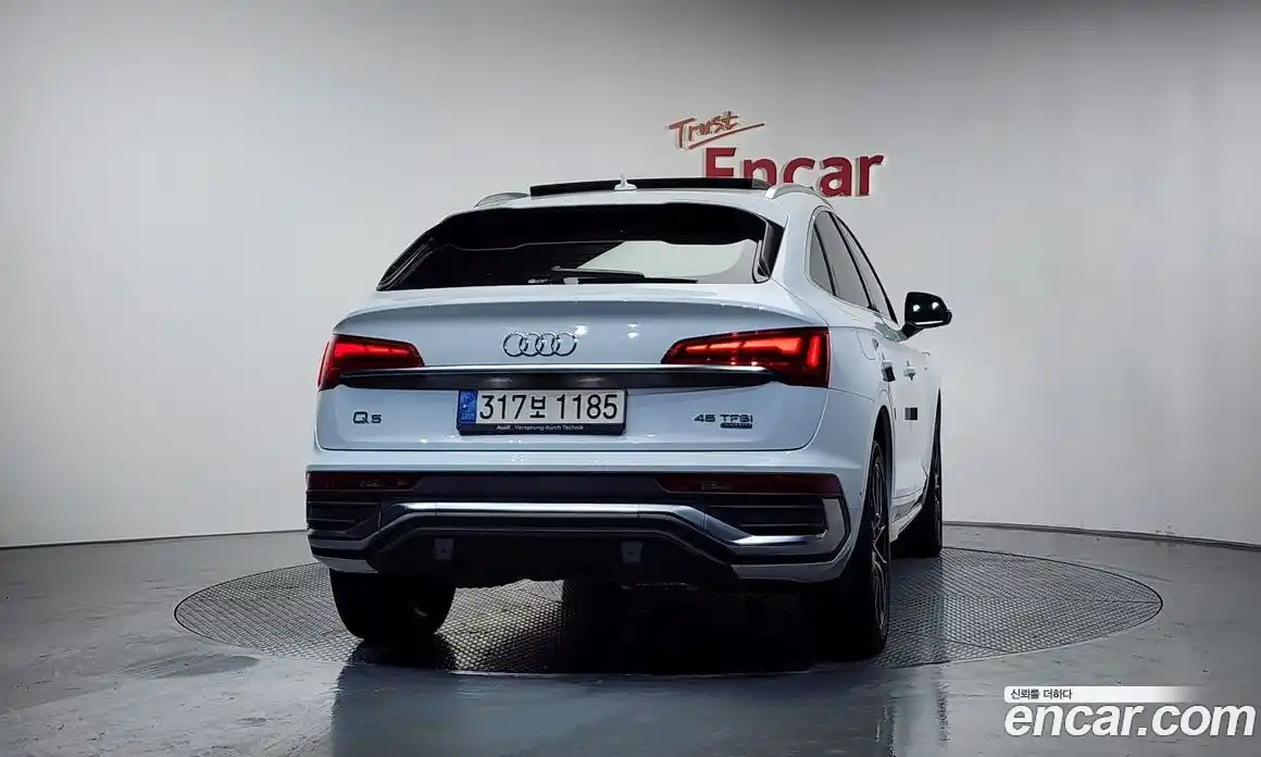 Audi Q5 2022 2.0 гидро в Москве № 229966, фото 4