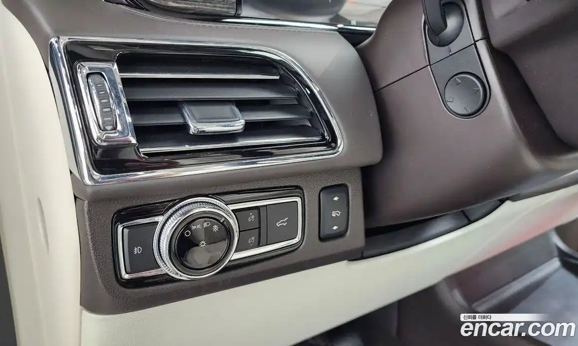 Lincoln Navigator 2018 3.5 гидро в Москве № 255743, фото 14