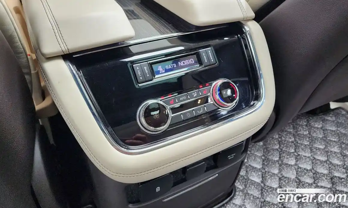 Lincoln Navigator 2018 3.5 гидро в Москве № 255743, фото 18