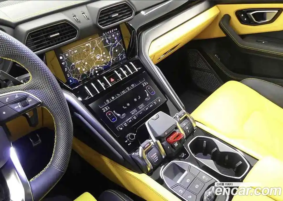 Lamborghini Urus 2022 4.0 гидро в Москве № 256324, фото 16