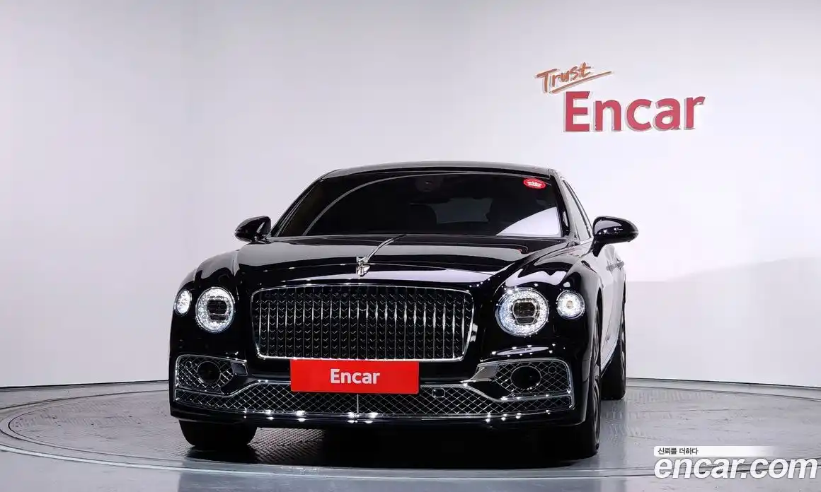 Bentley Flying Spur 2023 4.0 гидро в Москве № 256596, фото 3