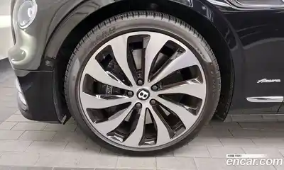 Bentley Flying Spur 2023 4.0 гидро в Москве № 256596, миниатюра 5