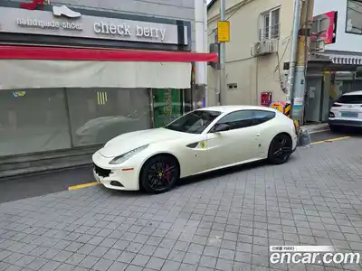 Ferrari FF, 2012