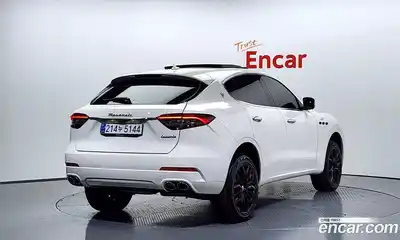 Maserati Levante 2022 2.0 гидро в Москве № 282744, миниатюра 2