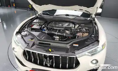 Maserati Levante 2022 2.0 гидро в Москве № 282744, миниатюра 6