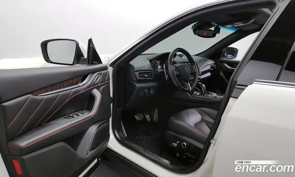 Maserati Levante 2022 2.0 гидро в Москве № 282744, фото 10