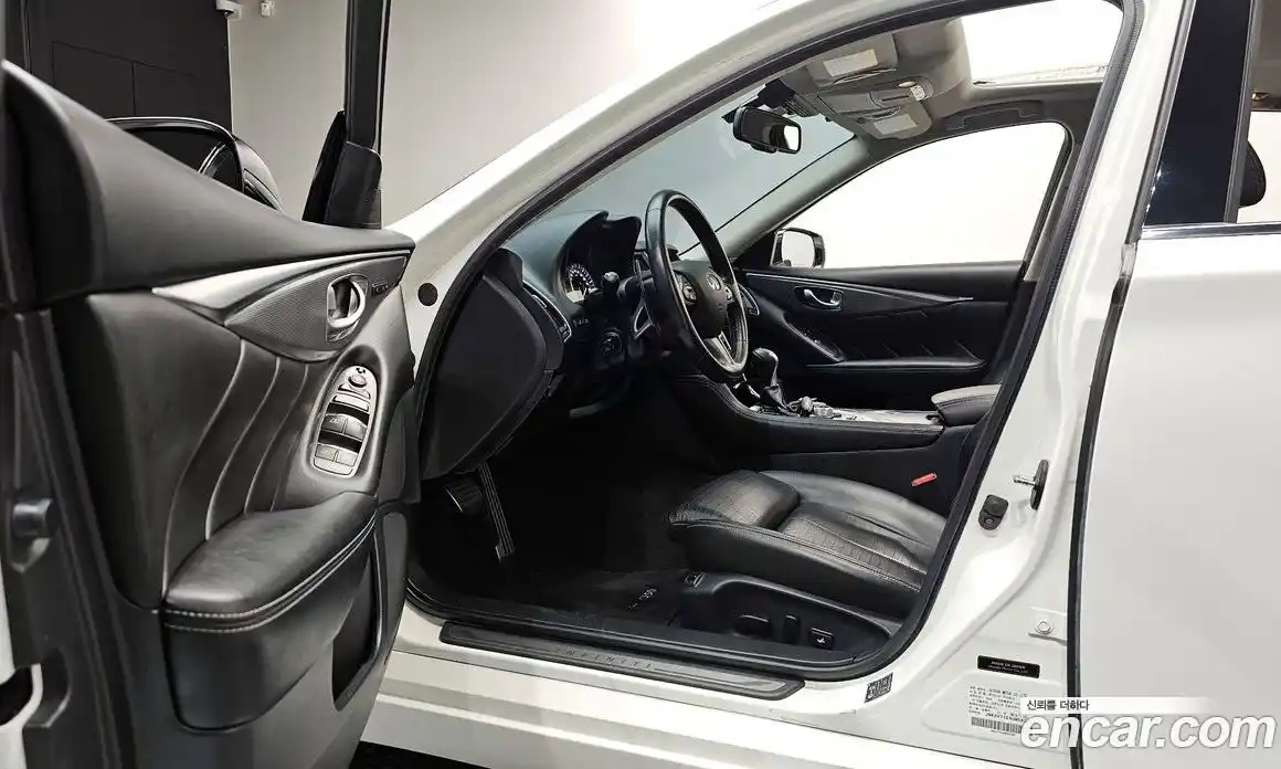 Infiniti Q50 2016 3.5 гидро в Москве № 284576, фото 10