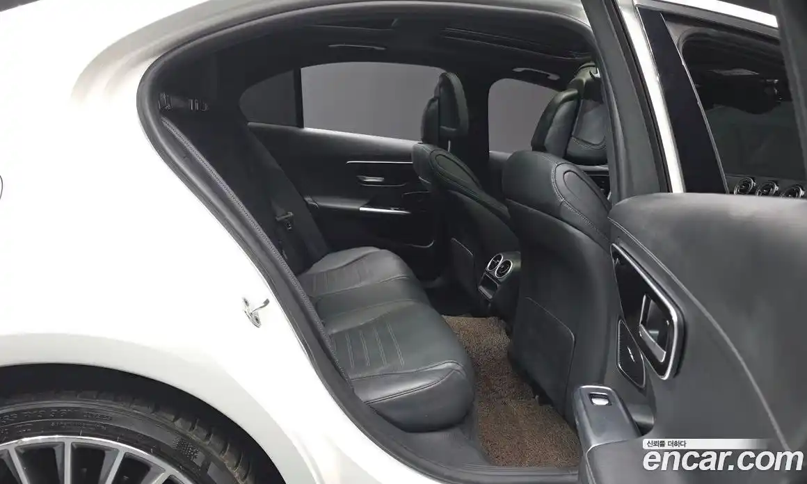 Mercedes-Benz C-Class 2022 2.0 гидро в Москве № 288117, фото 12