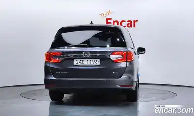 Honda Odyssey 2018 3.5 гидро в Москве № 302874, миниатюра 4