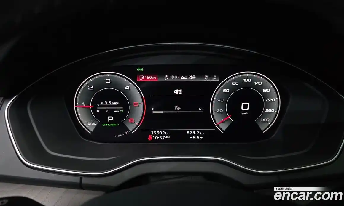 Audi Q5 2023 2.0 гидро в Москве № 311708, фото 8