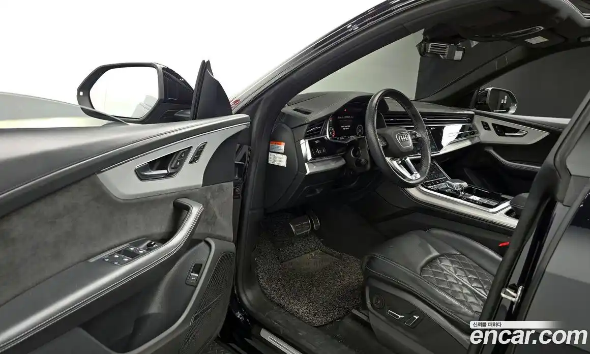 Audi Q8 2021 3.0 гидро в Москве № 312219, фото 11